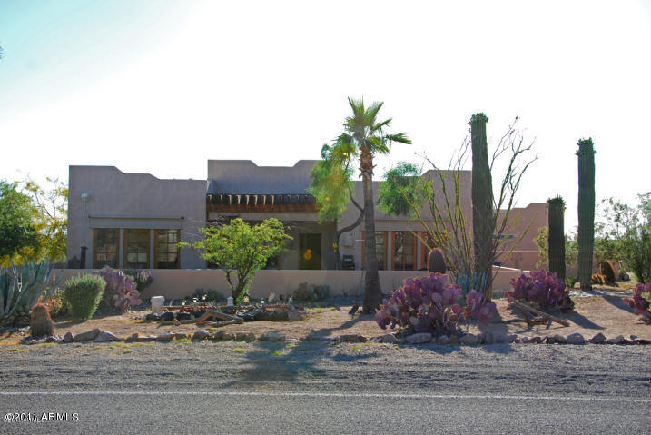 850 North Cortez Road Apache Junction, AZ 85119 - Photo 1 of 21 Front of home