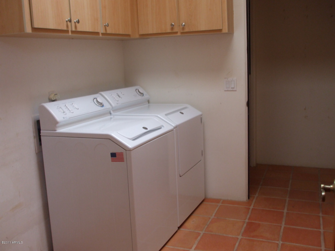 850 North Cortez Road Apache Junction, AZ 85119 - Photo 10 of 21 Large laundry room