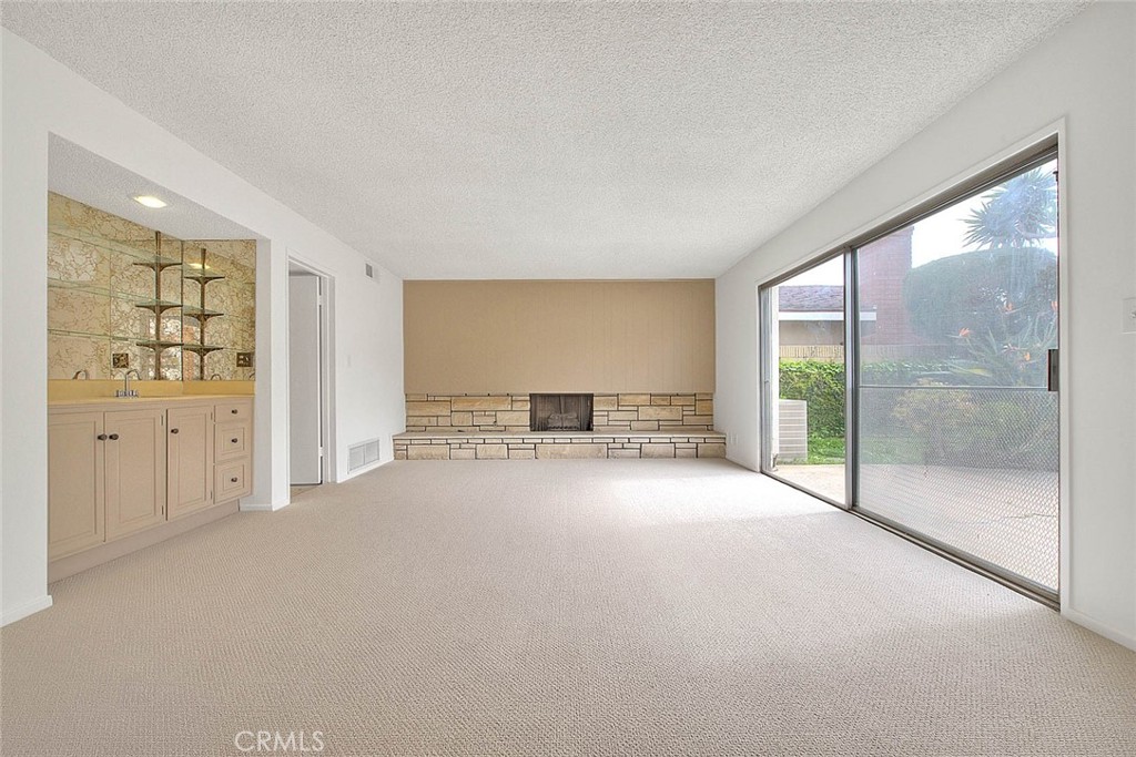 4408 Elder Avenue Seal Beach, CA 90740 - Photo 33 of 73 a view of empty room with floor to ceiling window