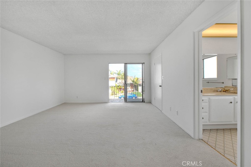 4408 Elder Avenue Seal Beach, CA 90740 - Photo 50 of 73 Primary bedroom ensuite