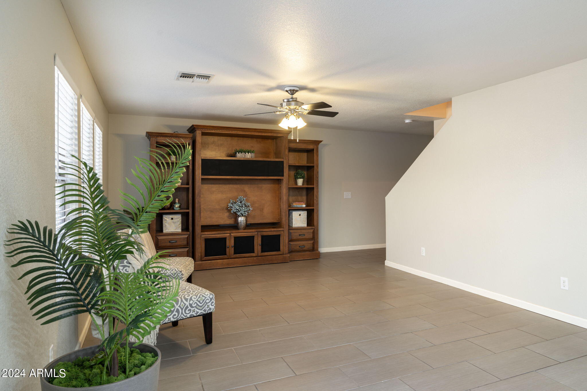 3447 South Bowman Road Apache Junction, AZ 85119 - Photo 7 of 52 6-web-or-mls-3447-s-bowman-rd