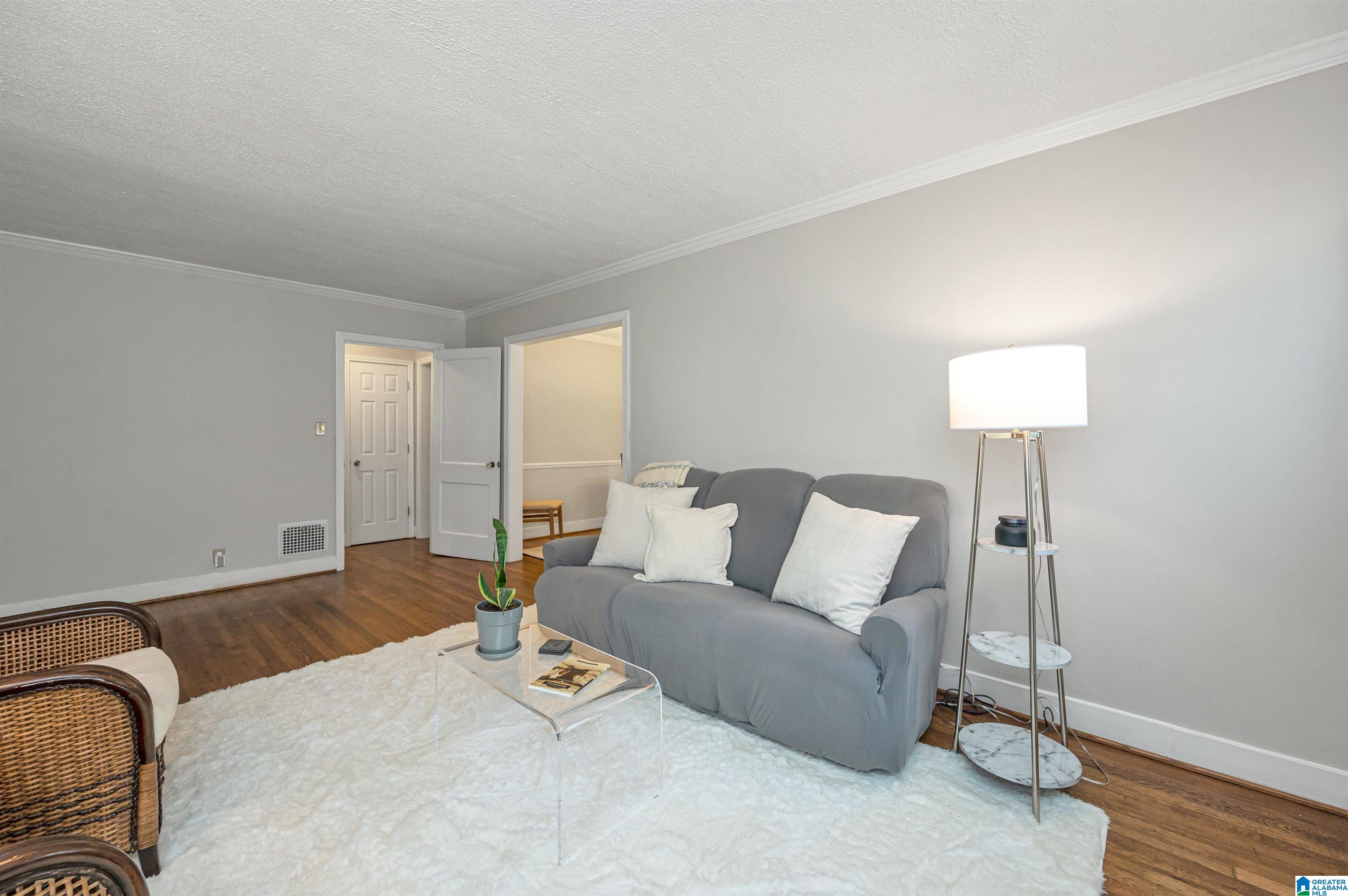 1833 Windsor Boulevard Birmingham, AL 35209 - Photo 8 of 39