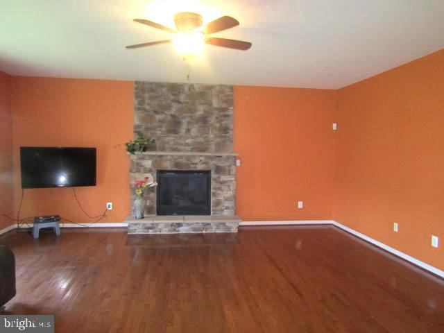 14713 Bubbling Spring Road Boyds, MD 20841 - Photo 13 of 22 Family Room