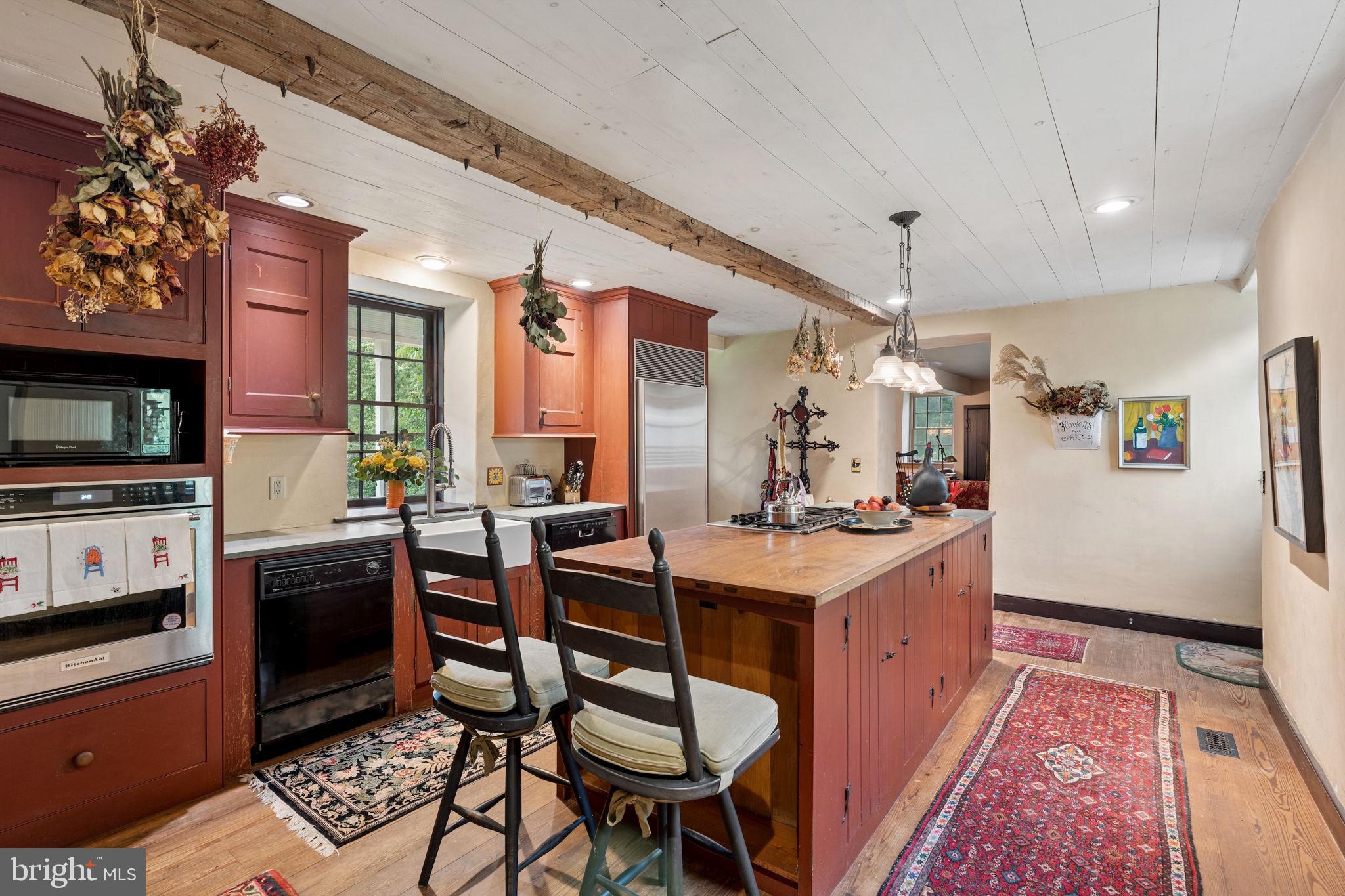 14678 Taylor Hill Road Glen Rock, PA 17327 - Photo 17 of 77 Farmhouse Gourmet Kitchen