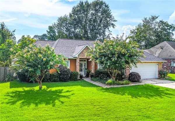 $389,000 | 444 Choctaw Drive, Abita Springs, LA 70420
