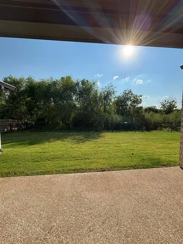 $599,900 | 10221 Creekside Lane, Waco, TX 76712