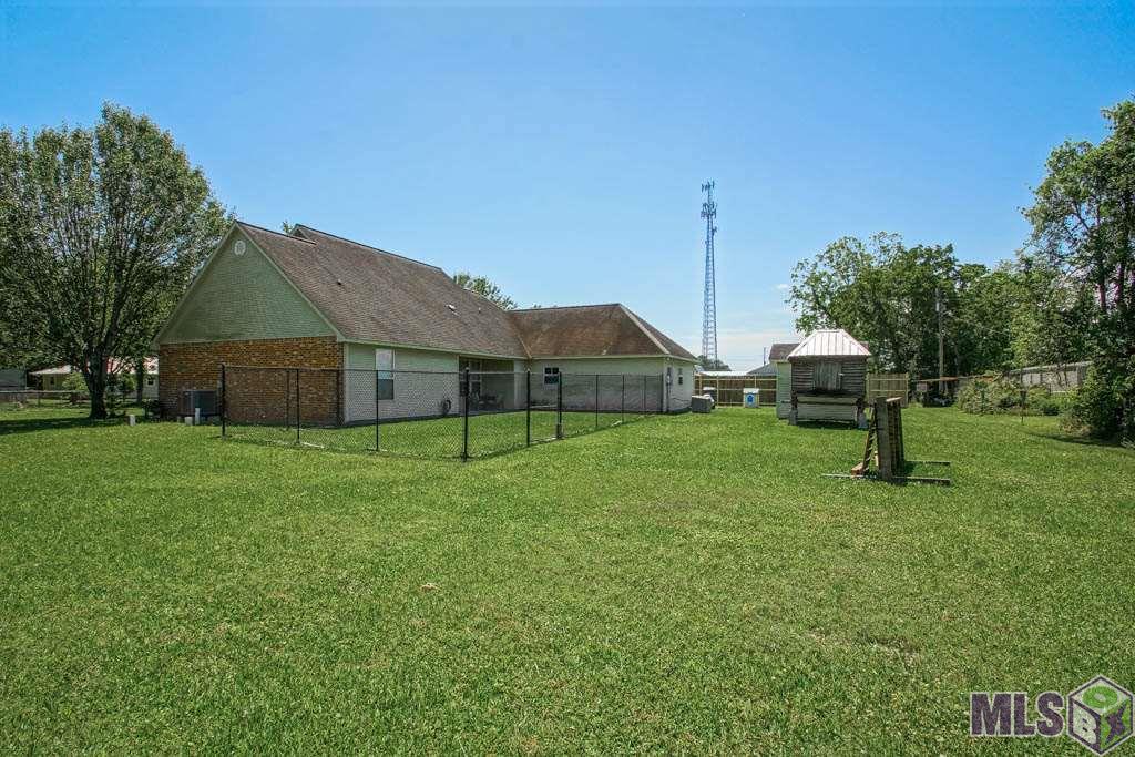 12053 Ida Bourgeois Road St. Amant, LA 70774 - Photo 17 of 19 Gallery Image 17