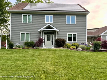 $1,285,000 | 10 Taylor Street, New Paltz, NY 12561