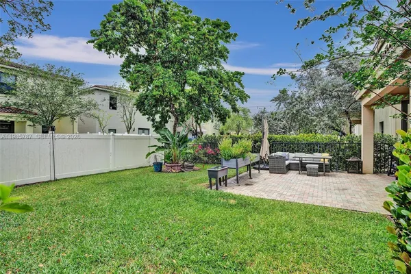 $4,700 | 760 Northeast 193rd Terrace, Miami, FL 33179