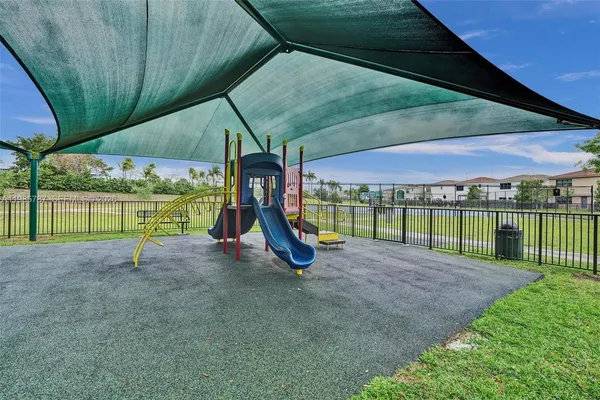 $4,700 | 760 Northeast 193rd Terrace, Miami, FL 33179