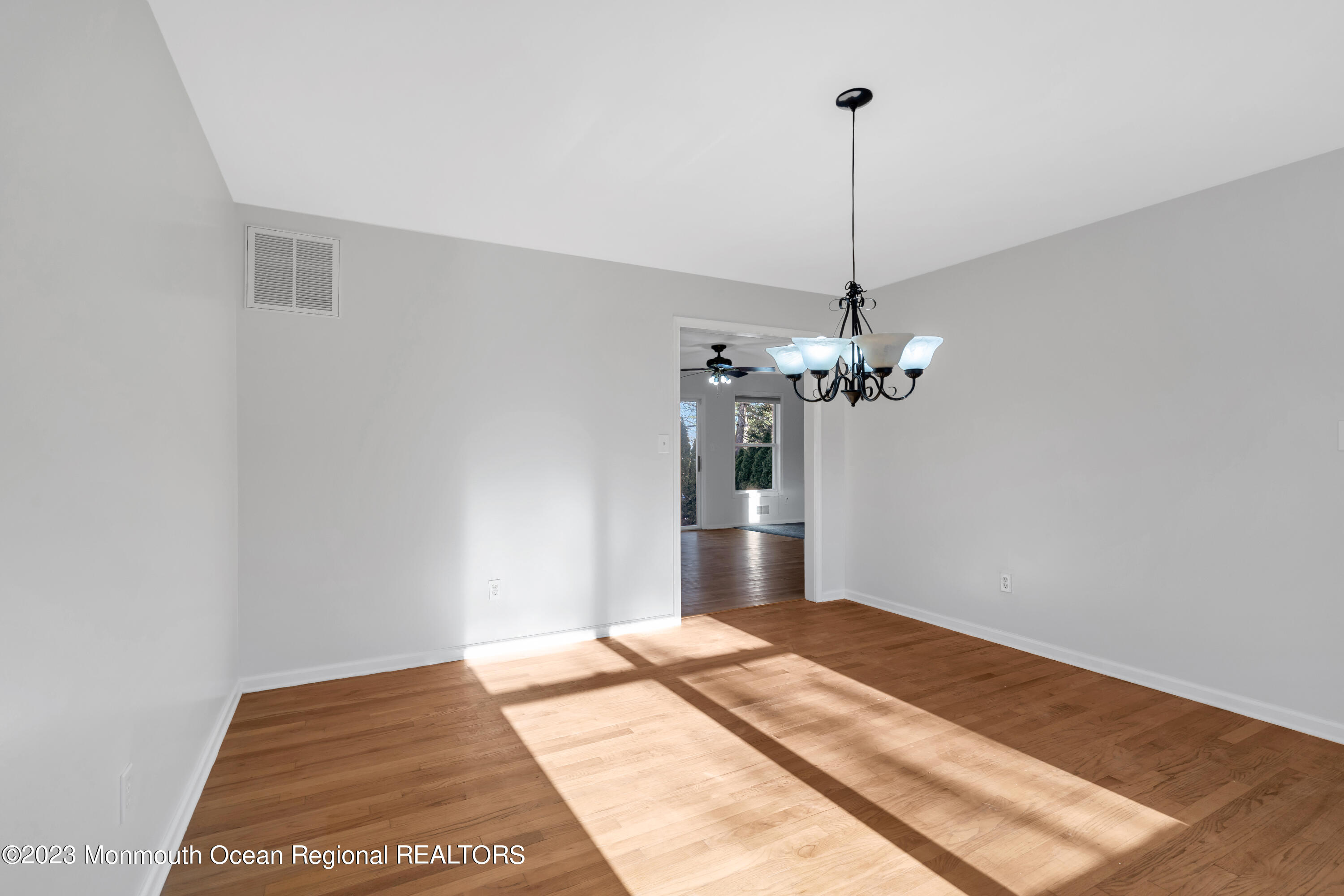 166 Lester Road Toms River, NJ 08753 - Photo 13 of 39 BJC08177