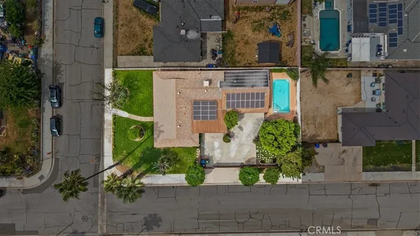 $549,900 | 27196 10th Street, Highland, CA 92346