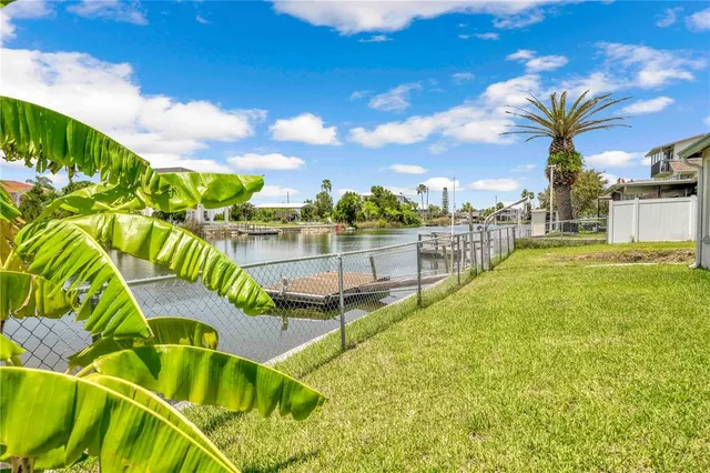 $389,900 | 3379 Crape Myrtle Drive, Hernando Beach, FL 34607