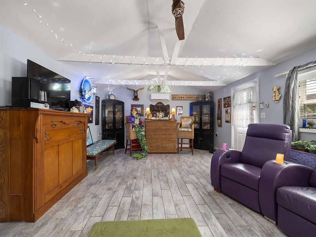 335 North Simpson Street Mount Dora, FL 32757 - Photo 25 of 32