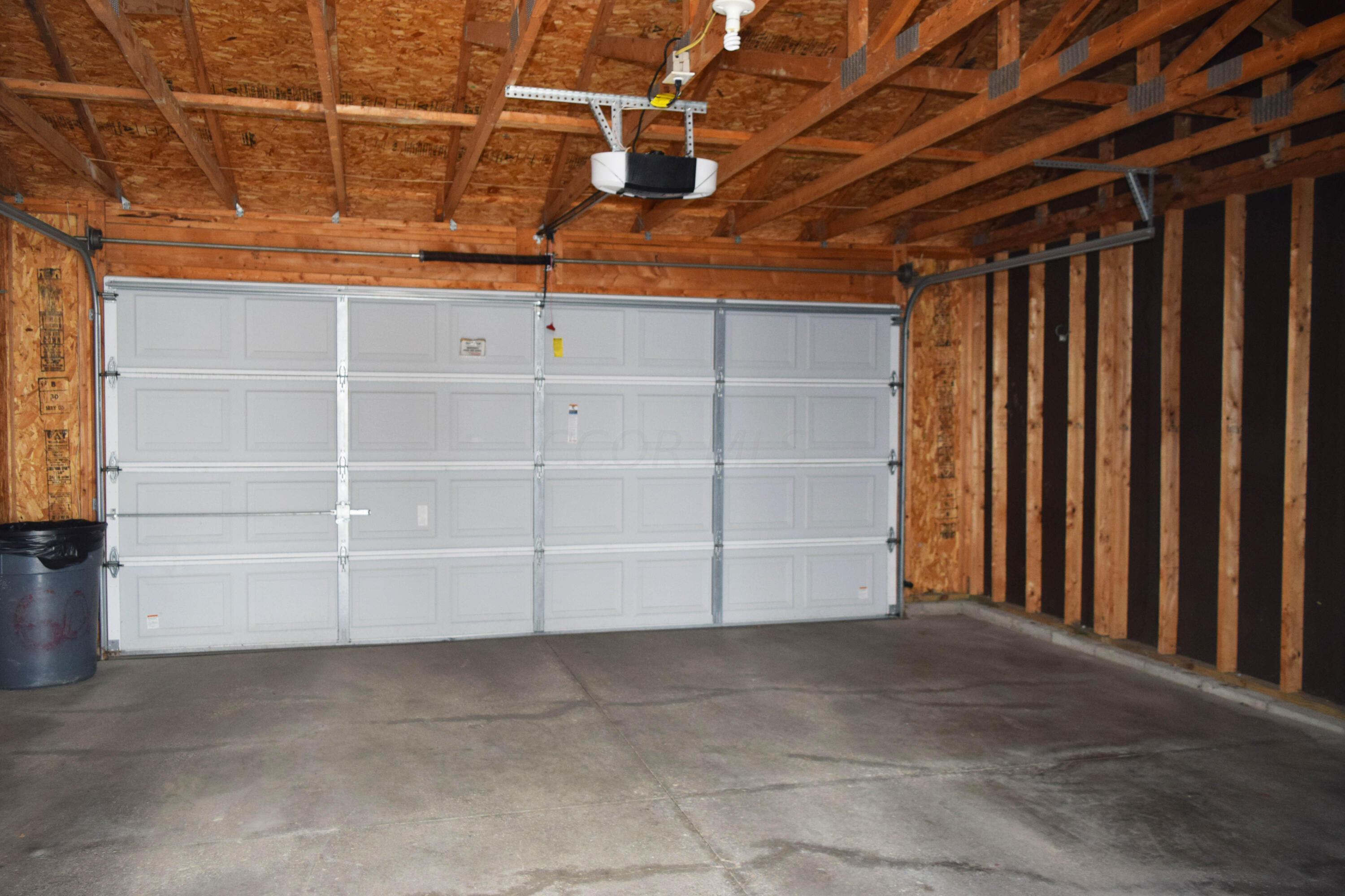605 Lazelle Road Westerville, OH 43081 - Photo 21 of 24 21-2 Car Garage