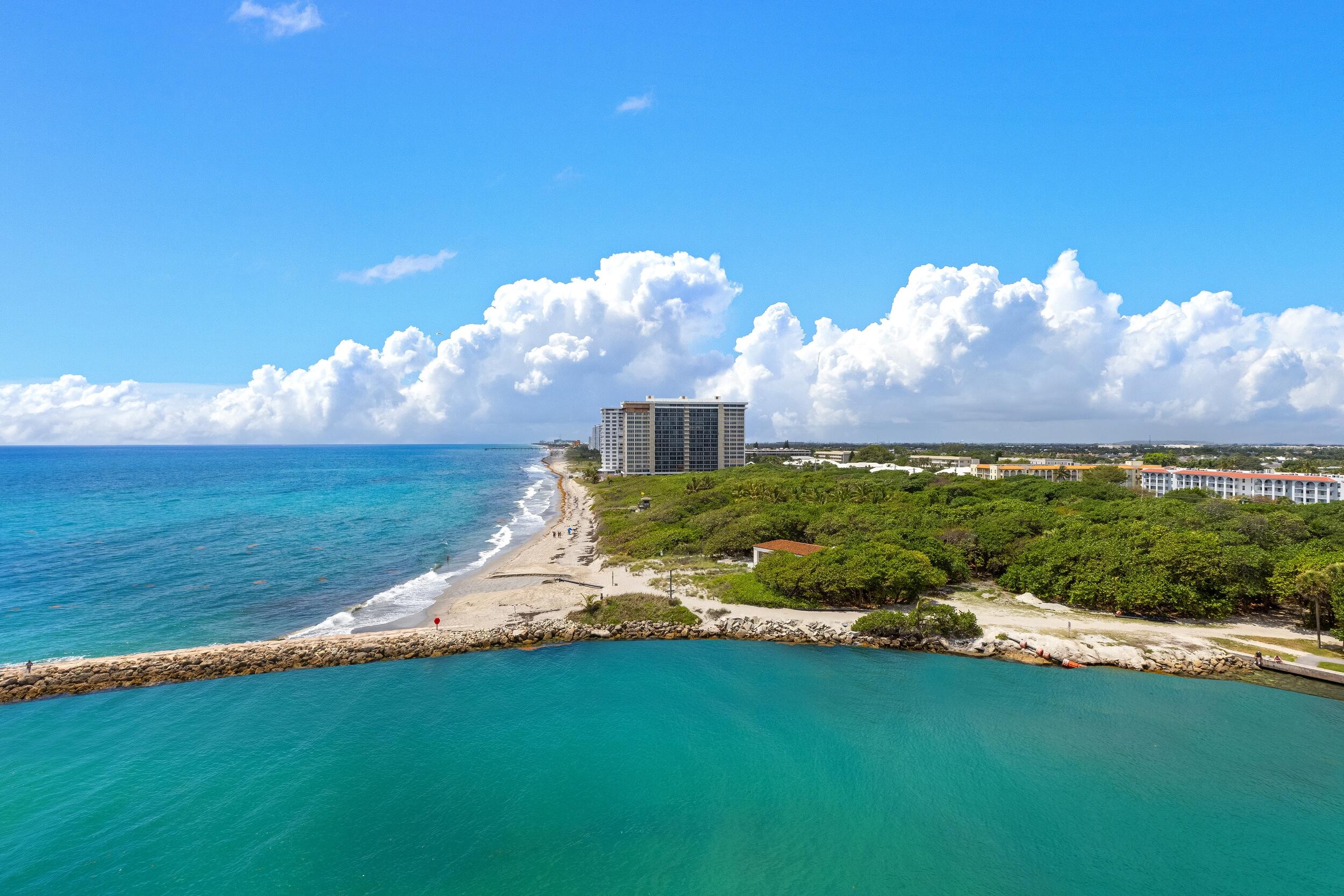 1000 South Ocean Boulevard, Unit 601 Boca Raton, FL 33432 - Photo 3 of 54 a view of a big yard