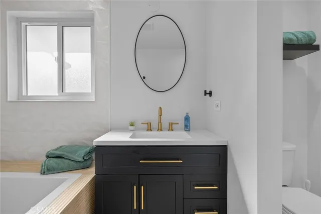 $999,888 | 1015 Summit Drive, Crestline, CA 92325