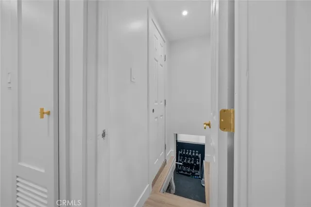 $999,888 | 1015 Summit Drive, Crestline, CA 92325