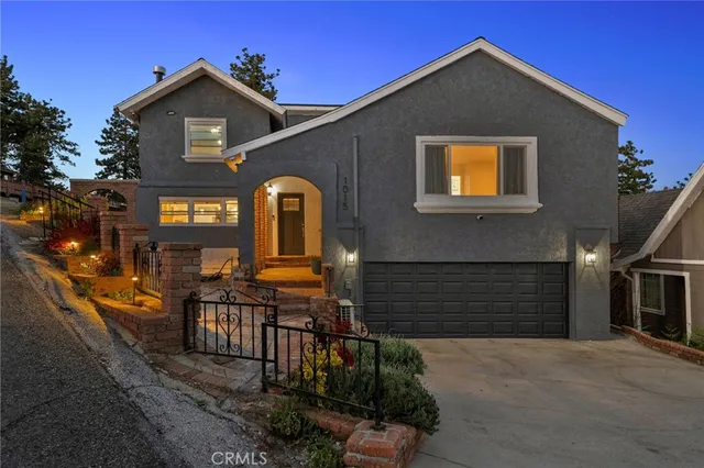 $999,888 | 1015 Summit Drive, Crestline, CA 92325