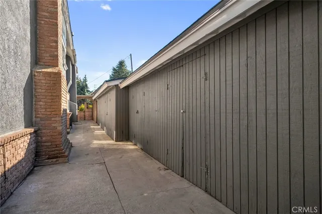 $999,888 | 1015 Summit Drive, Crestline, CA 92325