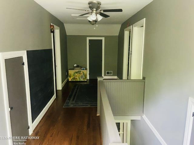 37010 Utica Road Clinton Township, MI 48036 - Photo 23 of 34 50113272-22.JPG