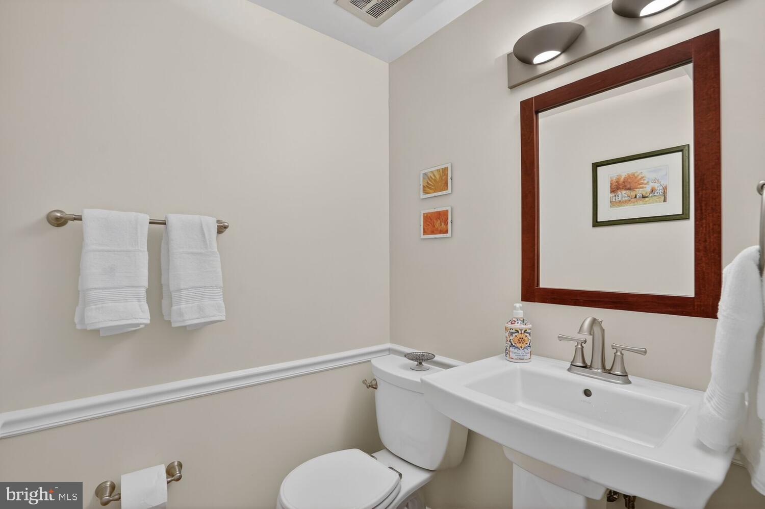 3811 Bent Branch Road Falls Church, VA 22041 - Photo 23 of 65 Powder Room - main level