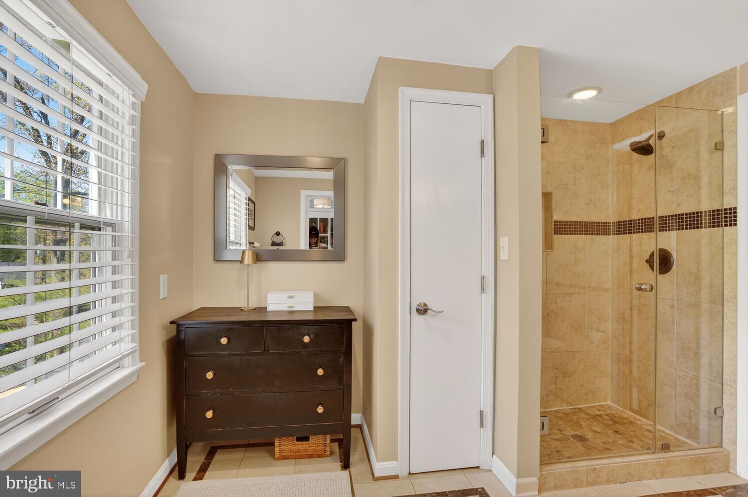 3811 Bent Branch Road Falls Church, VA 22041 - Photo 31 of 65