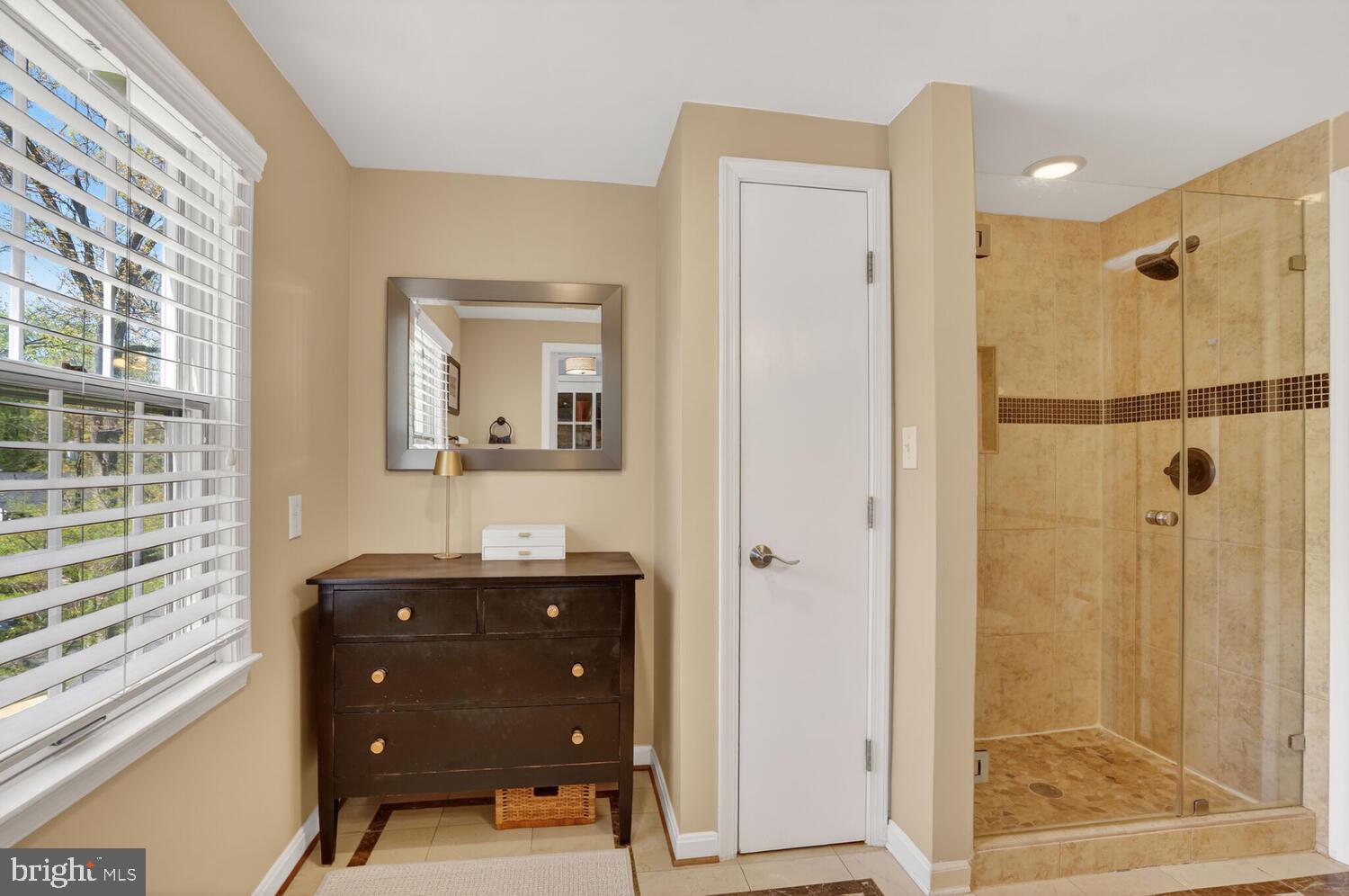 3811 Bent Branch Road Falls Church, VA 22041 - Photo 34 of 65 Primary Bathroom