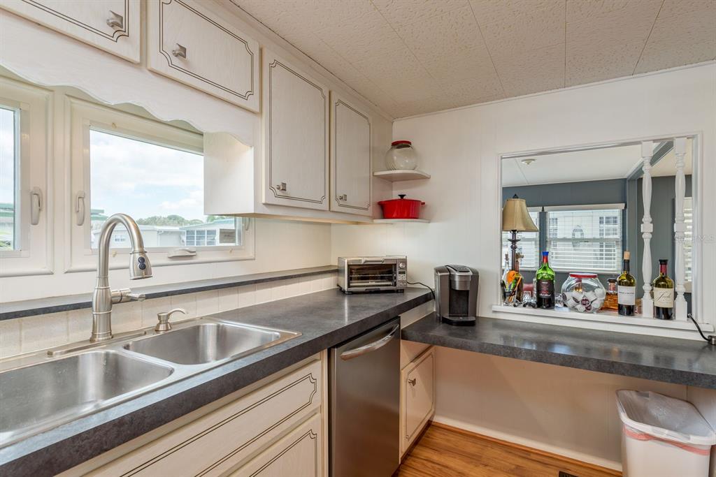 2331 Belleair Road, Unit 906 Clearwater, FL 33764 - Photo 9 of 41