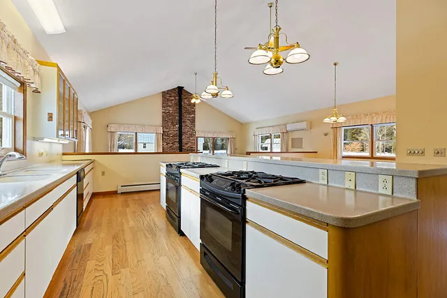 $649,000 | 9 Snug Harbor Road, Belgrade, ME 04917