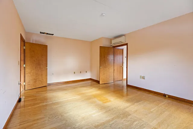 $649,000 | 9 Snug Harbor Road, Belgrade, ME 04917