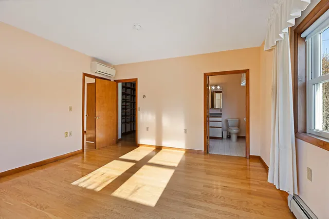 $649,000 | 9 Snug Harbor Road, Belgrade, ME 04917