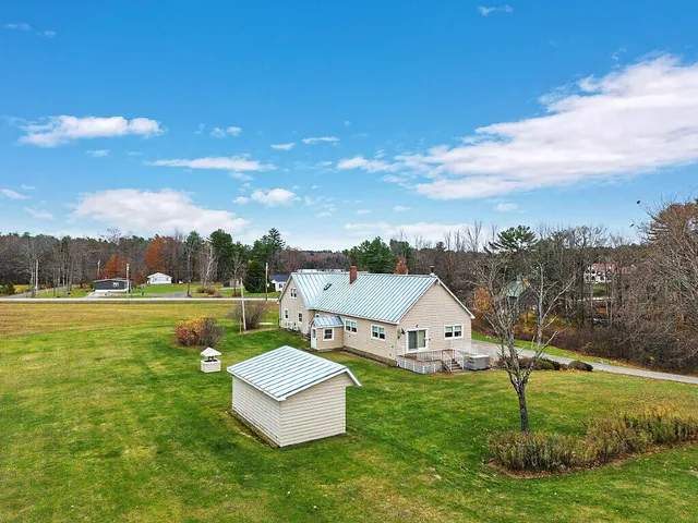 $649,000 | 9 Snug Harbor Road, Belgrade, ME 04917