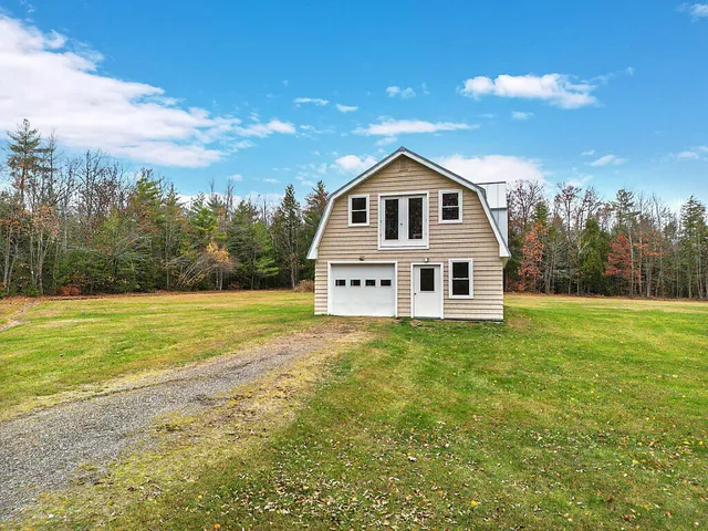 $649,000 | 9 Snug Harbor Road, Belgrade, ME 04917