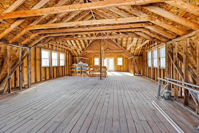 $649,000 | 9 Snug Harbor Road, Belgrade, ME 04917