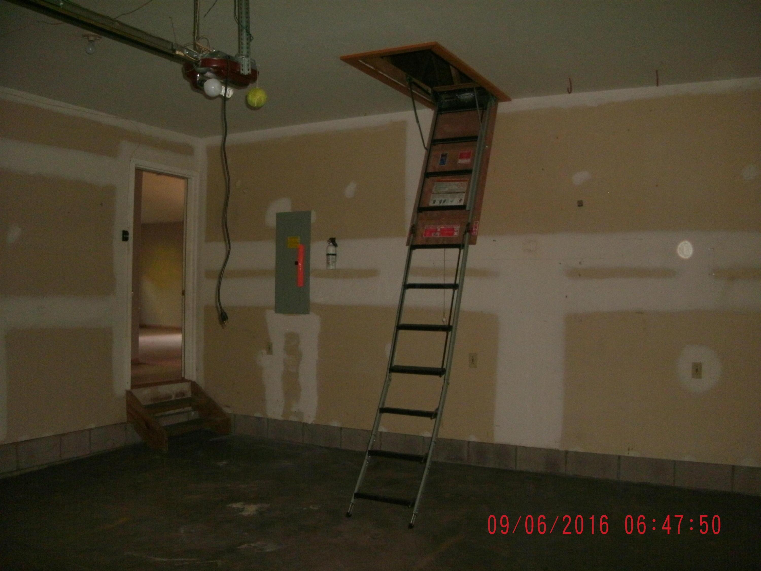 215 Blacks Road Pataskala, OH 43062 - Photo 4 of 14