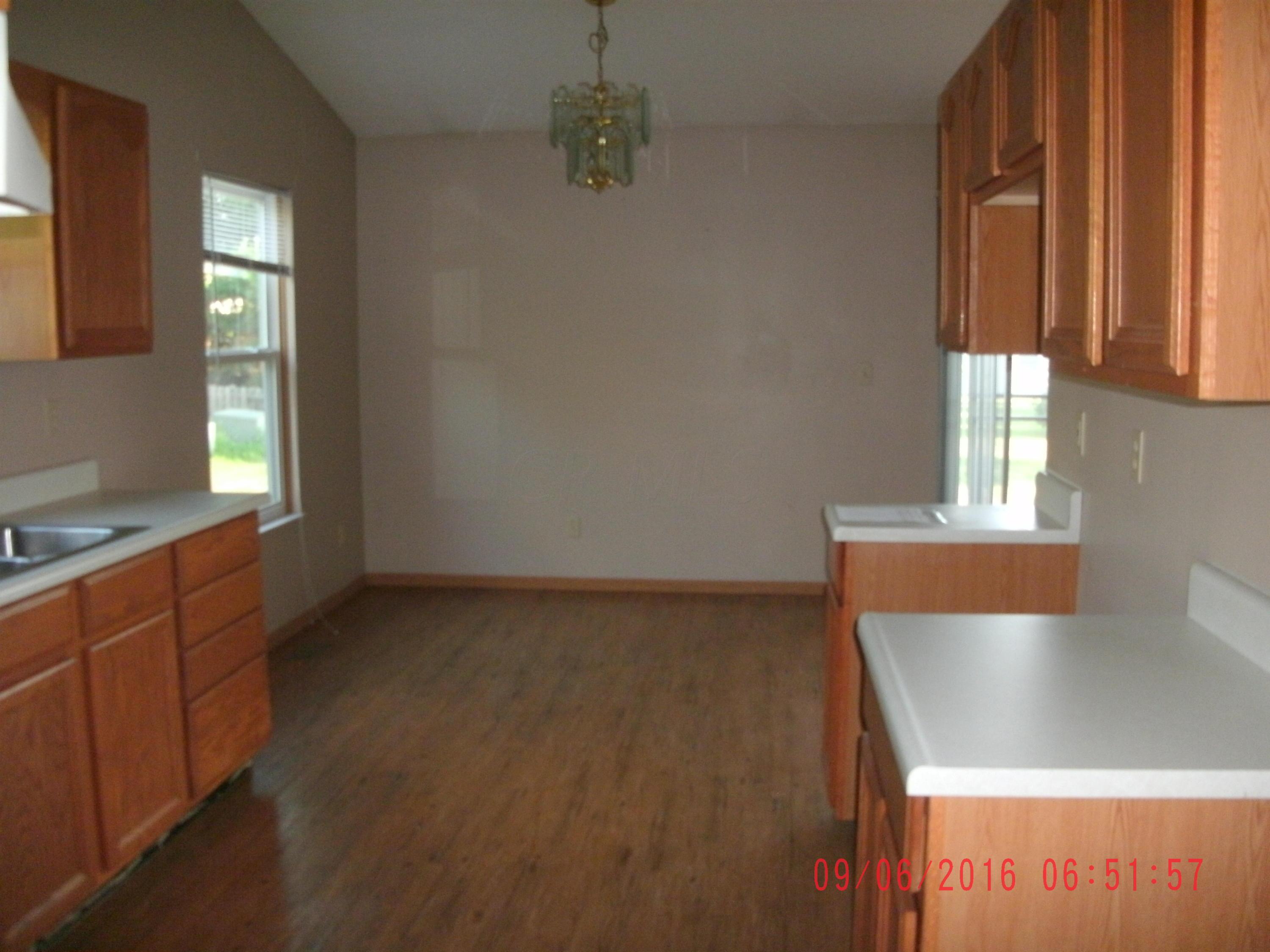 215 Blacks Road Pataskala, OH 43062 - Photo 9 of 14