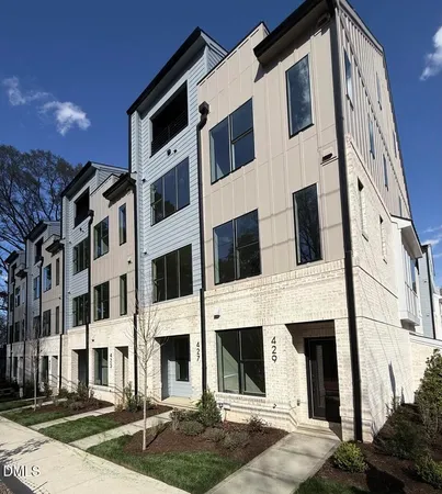 $692,000 | 411 Chatham View Road, Cary, NC 27511