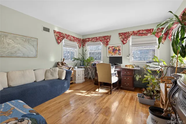 $1,988,000 | 300 Circle Road, Muttontown, NY 11791