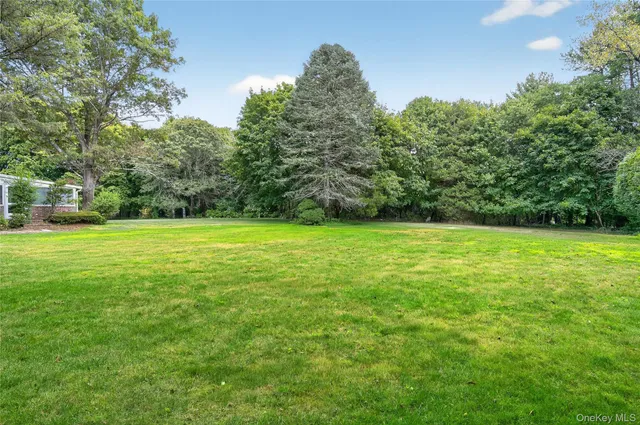 $1,988,000 | 300 Circle Road, Muttontown, NY 11791