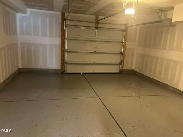 $1,995 | 6027 Kayton Street, Raleigh, NC 27616