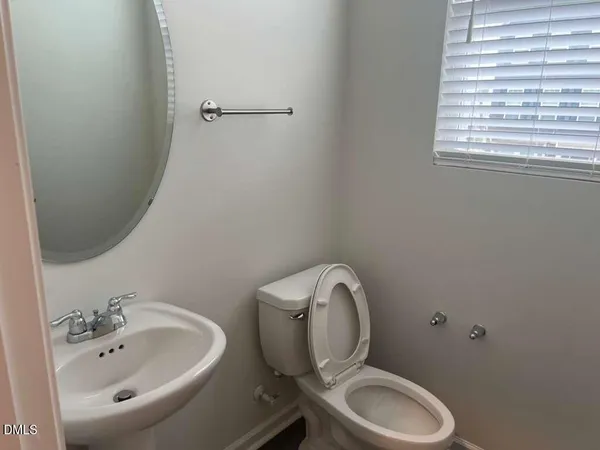 $1,995 | 6027 Kayton Street, Raleigh, NC 27616