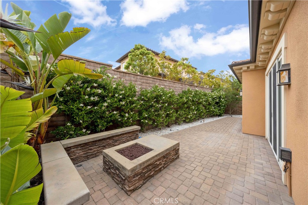 73 Copper Mine Irvine, CA 92602 - Photo 31 of 35 a view of outdoor space with garden