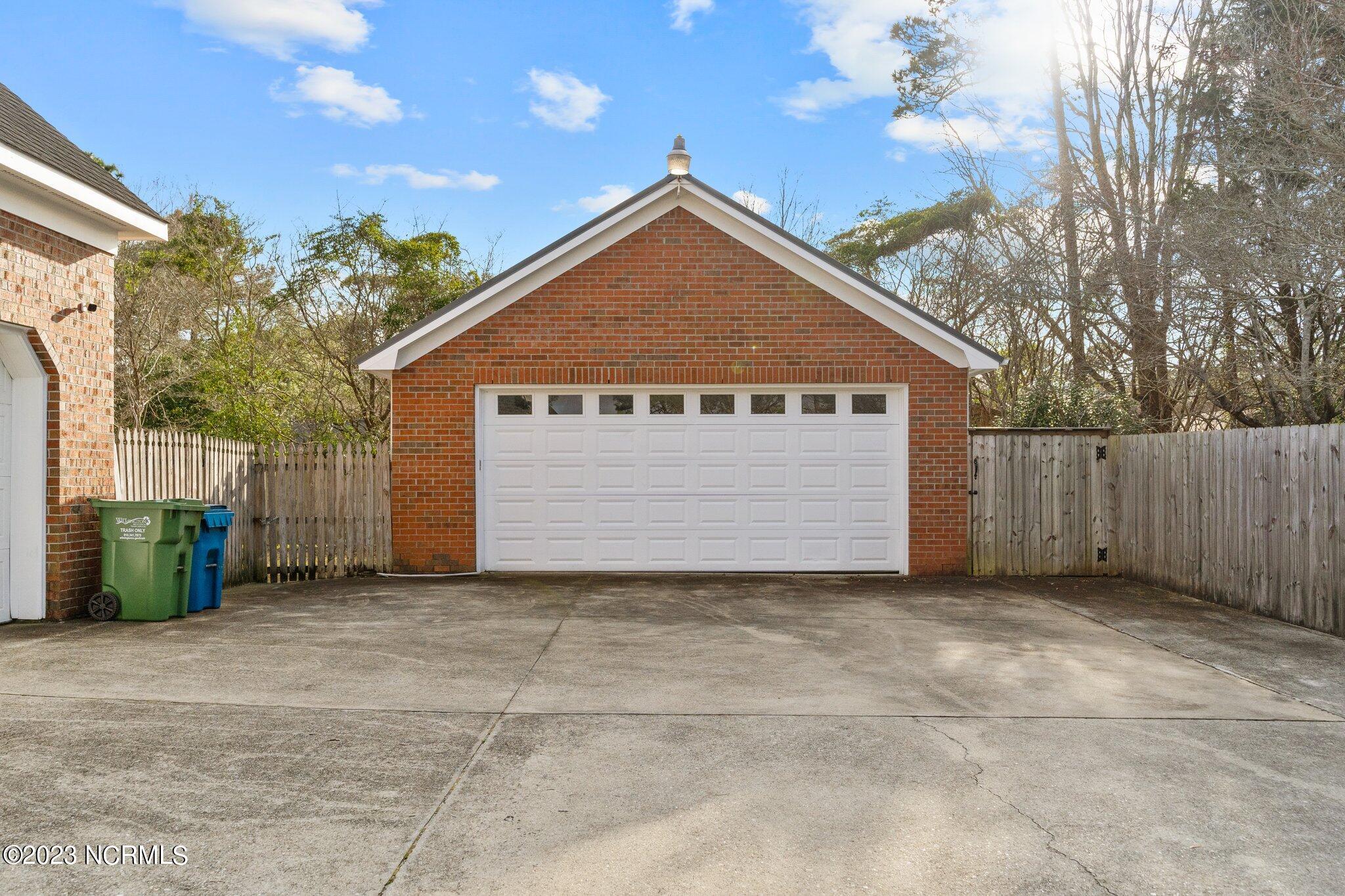 4506 Holly Tree Road Wilmington, NC 28412 - Photo 6 of 46 7-web-or-mls-BTS09813