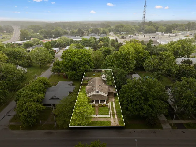 $425,000 | 103 South Park Street, Hohenwald, TN 38462