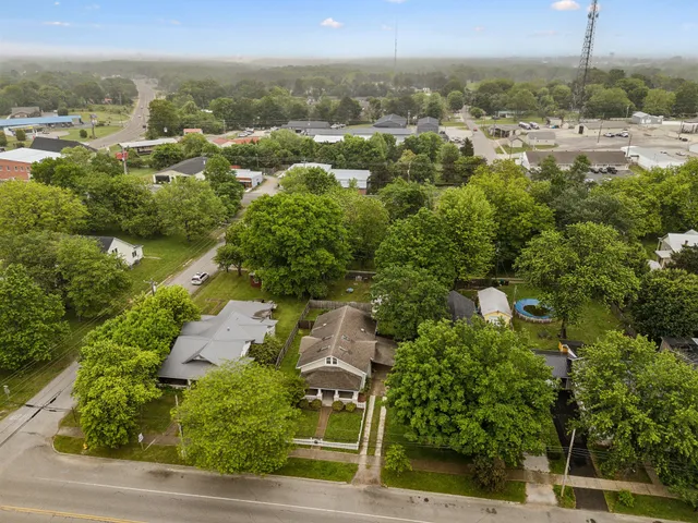 $425,000 | 103 South Park Street, Hohenwald, TN 38462