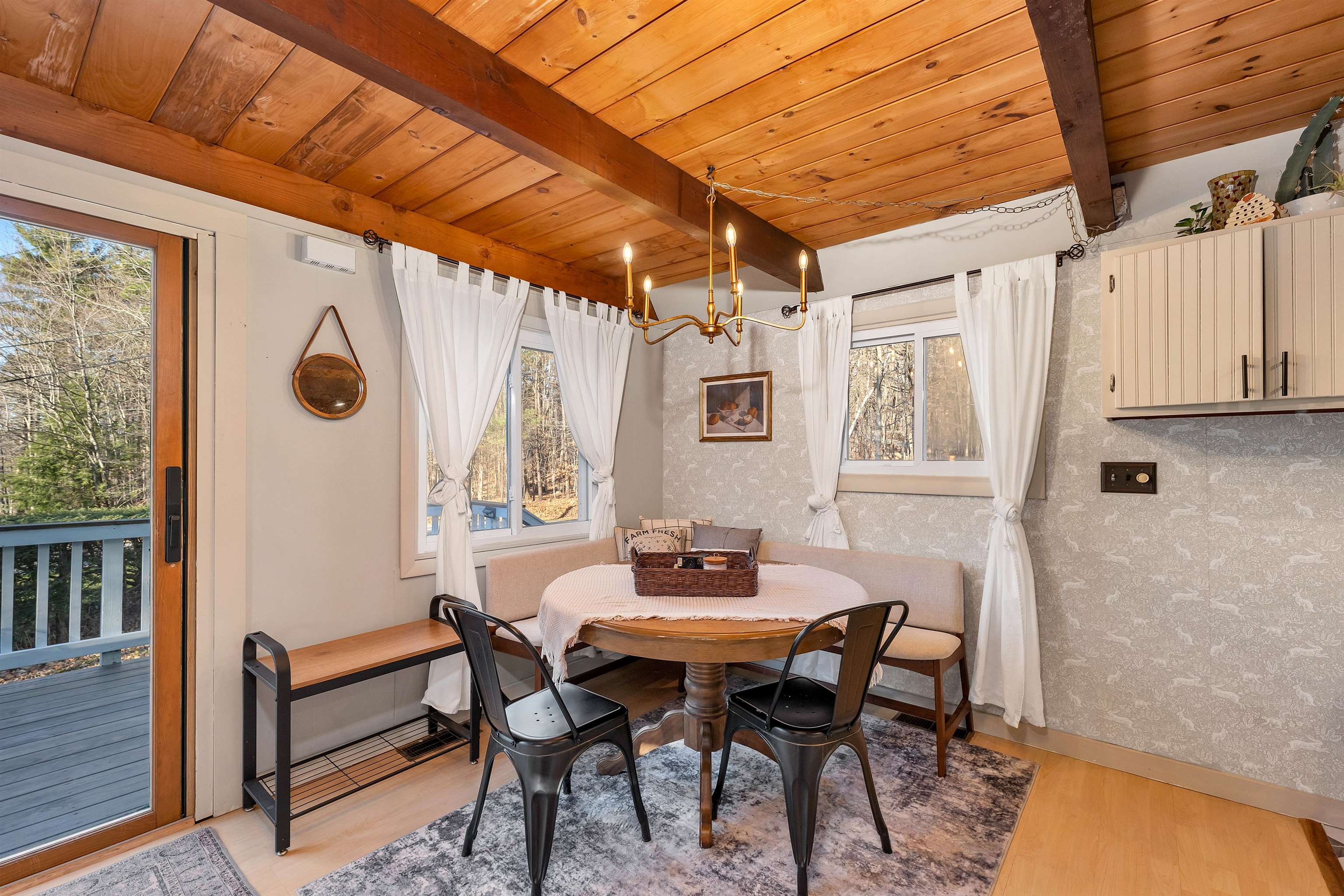 2 Bishops Gate Road Wolfeboro, NH 03894 - Photo 5 of 55