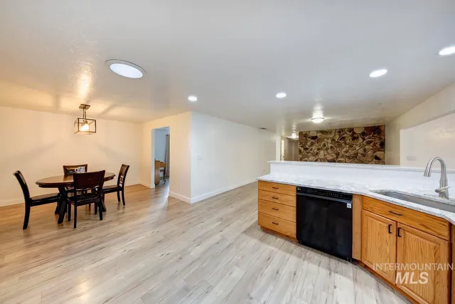 $650,000 | 5101 Sunderland Drive, Boise, ID 83704