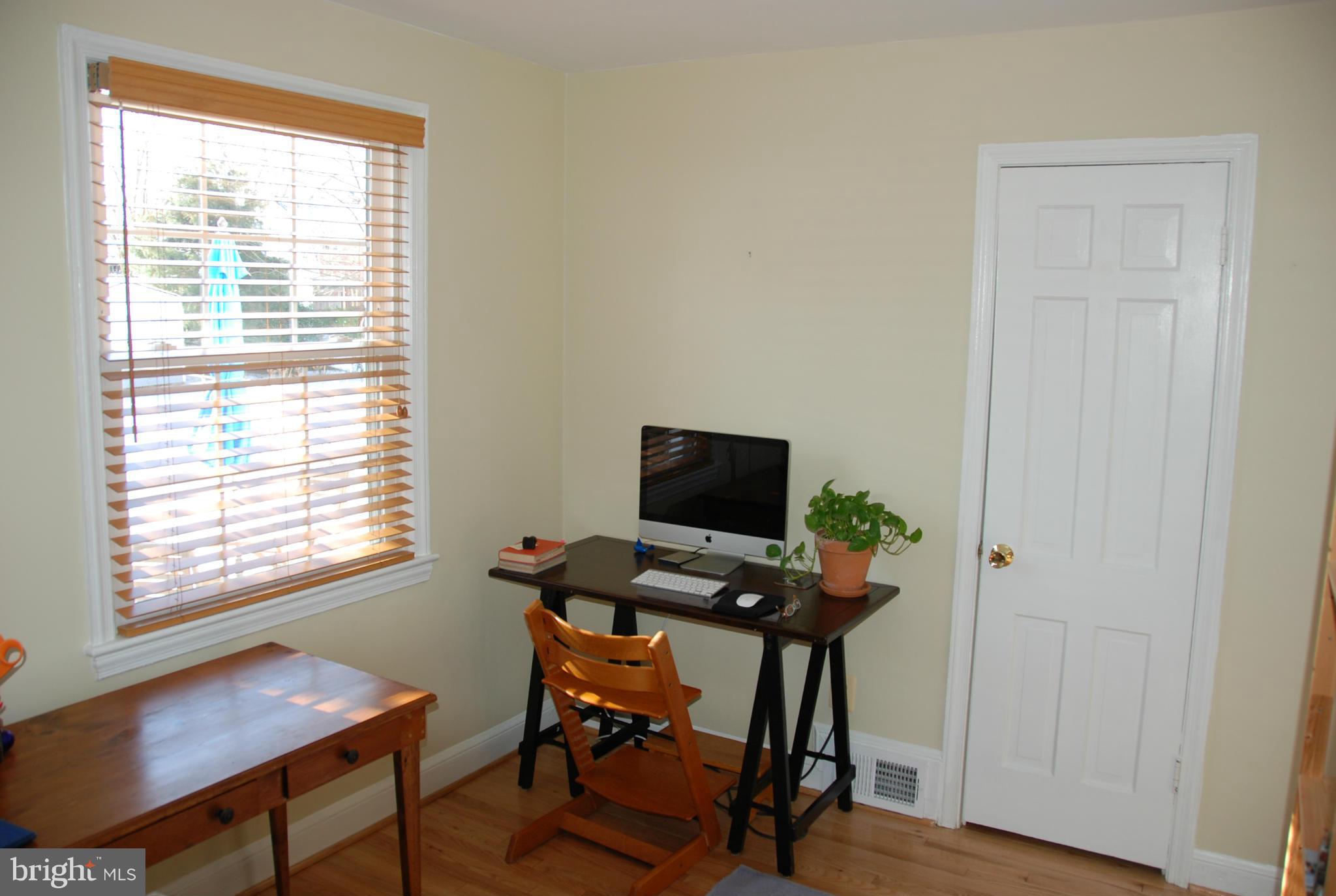 8736 Ridge Road Bethesda, MD 20817 - Photo 11 of 27 Bedroom