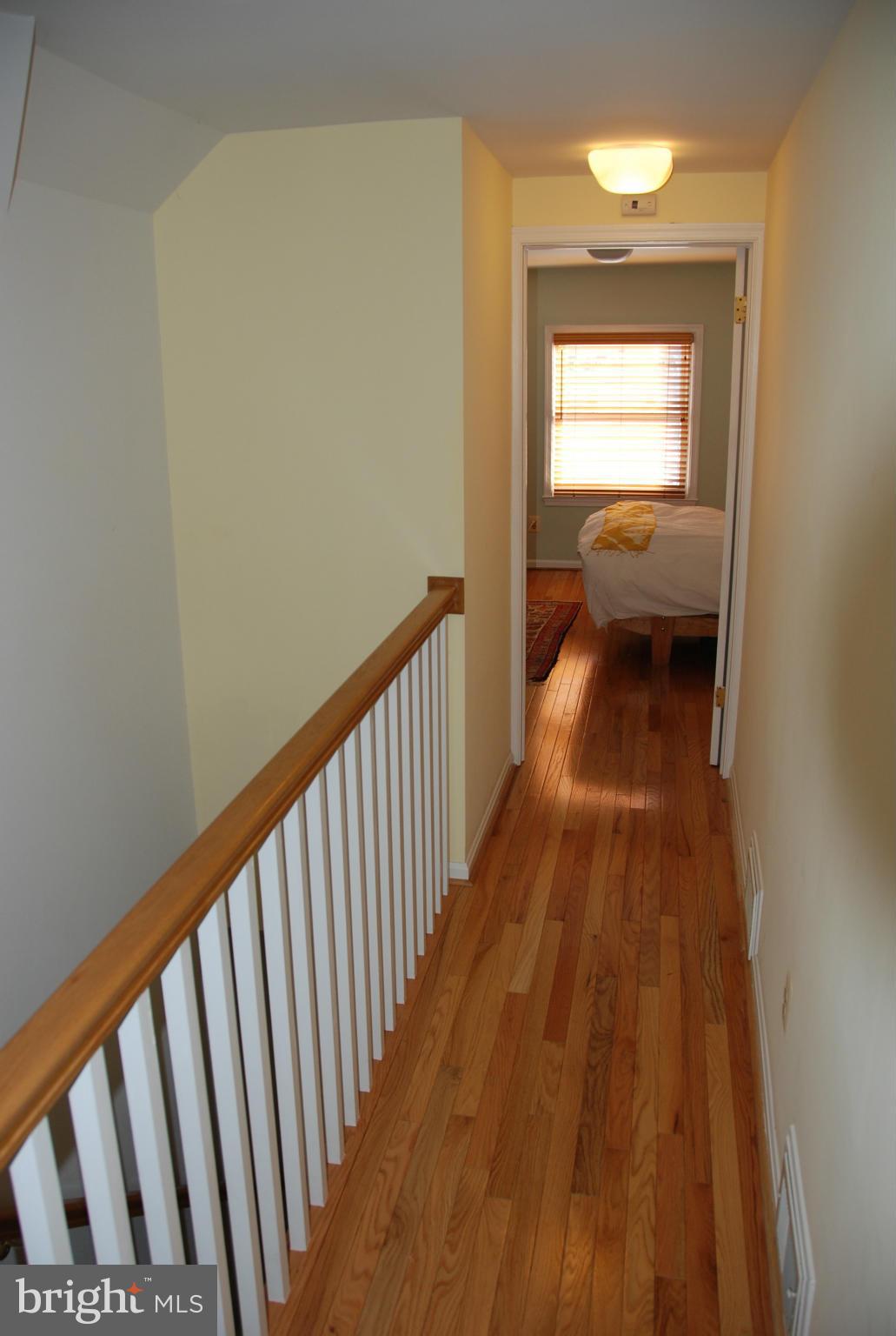 8736 Ridge Road Bethesda, MD 20817 - Photo 14 of 27 Interior (General)